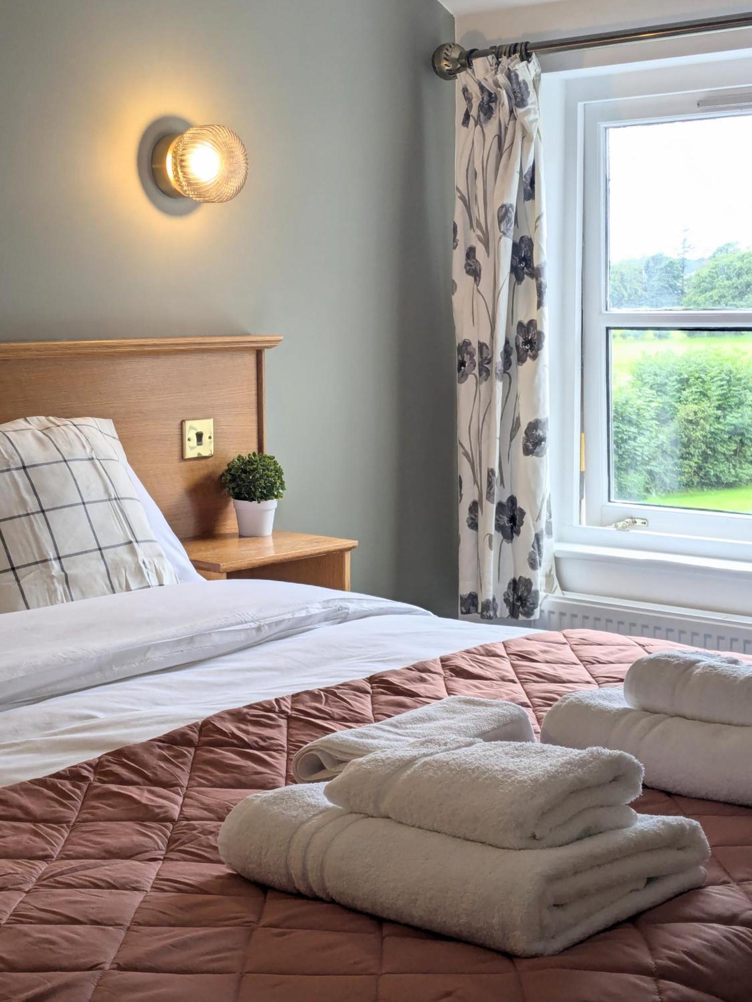 The Whoop Hotel Kirkby Lonsdale Bagian luar foto