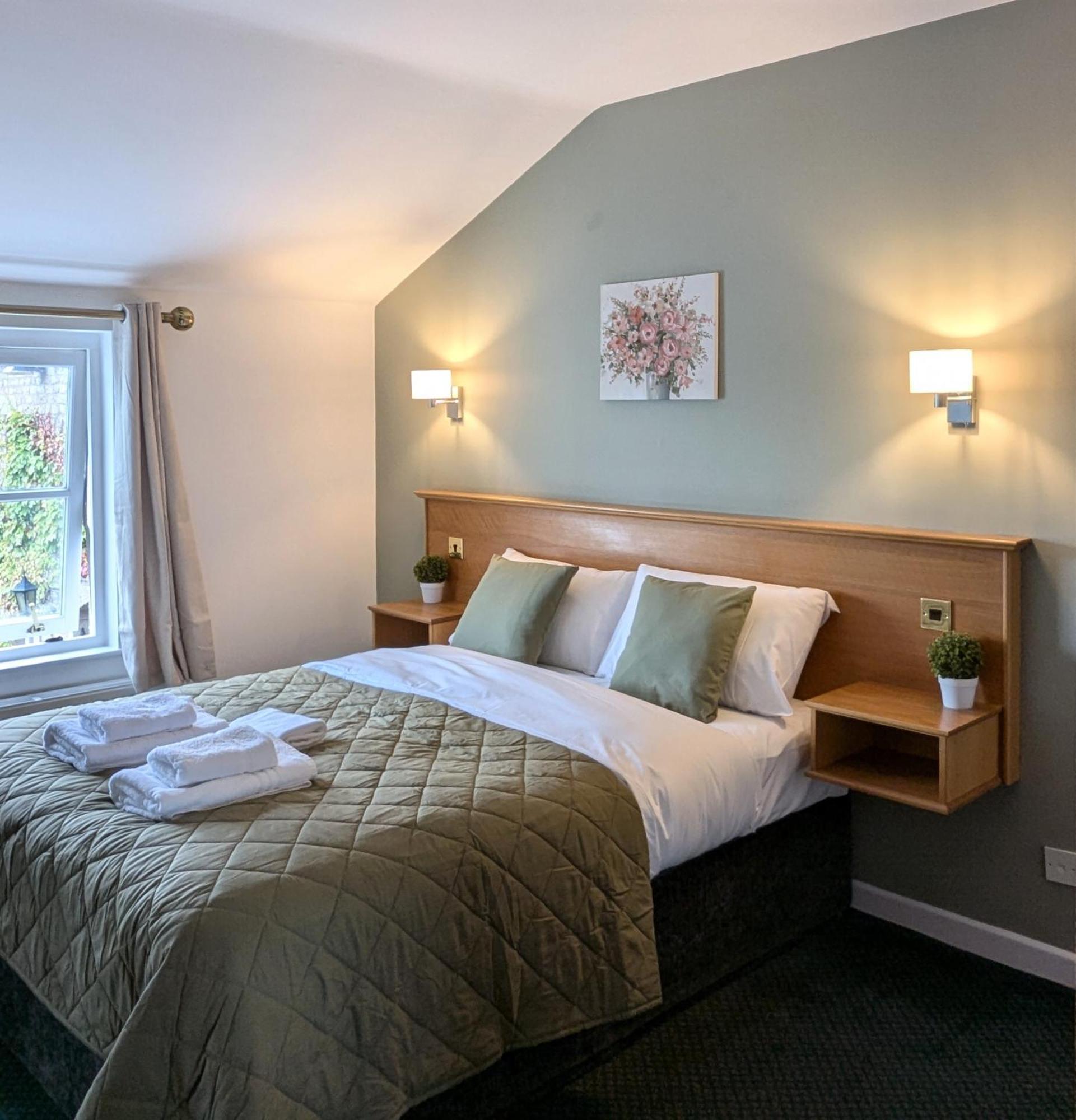 The Whoop Hotel Kirkby Lonsdale Bagian luar foto